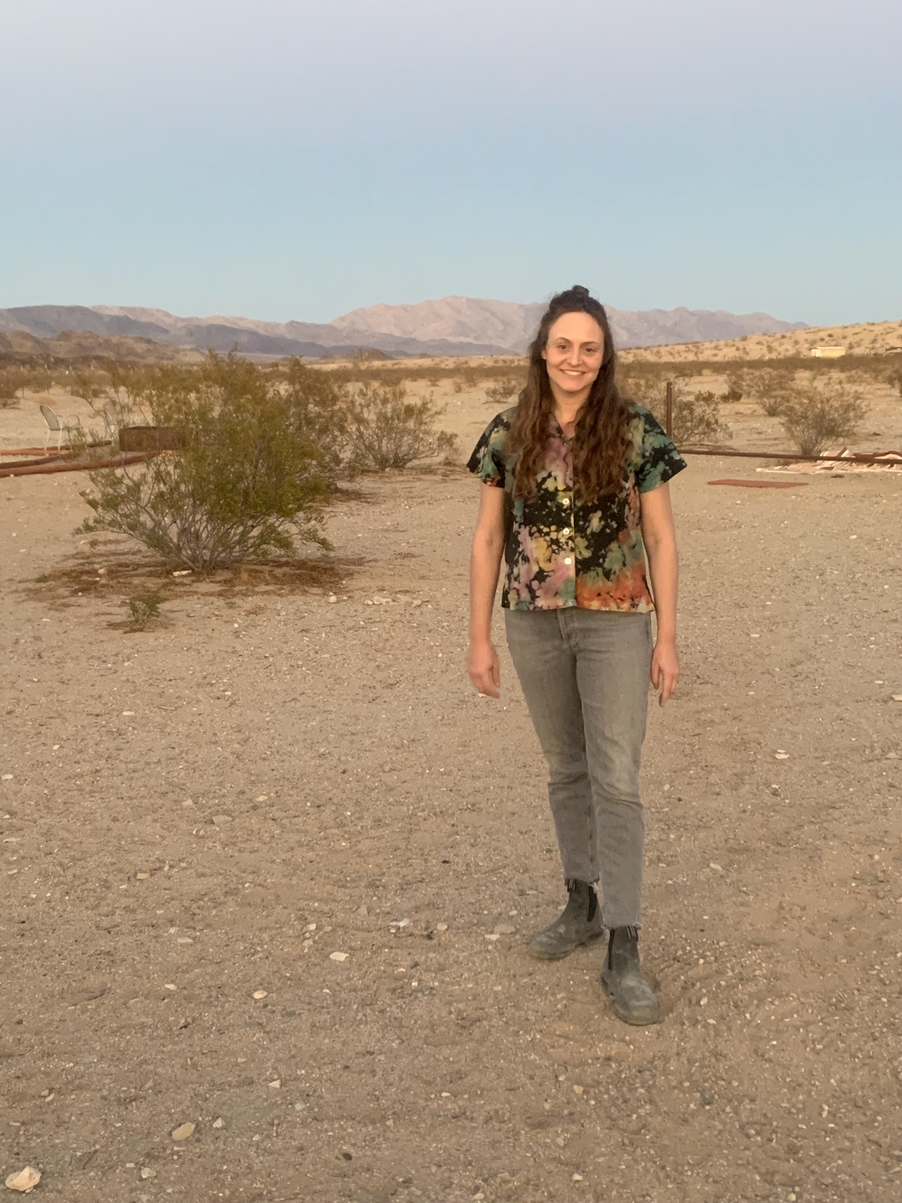 Elizabeth Folk in the desert