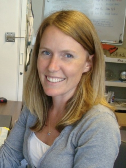 Jean Davidson headshot