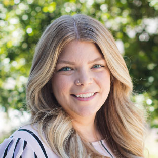 Tiffany Solorio-Robertson headshot.