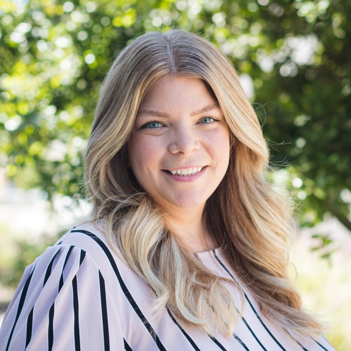Tiffany Solorio-Rorbertson headshot.