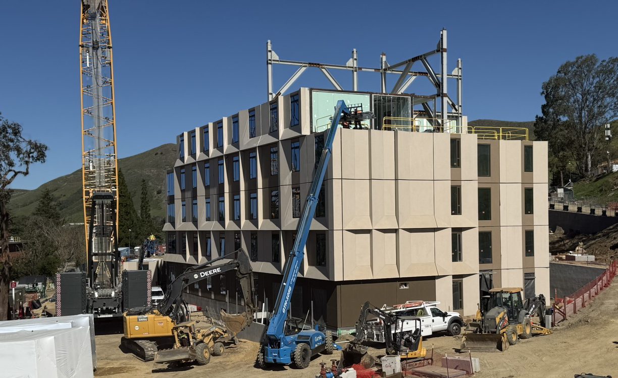 Modular construction of Cal Poly’s future housing.