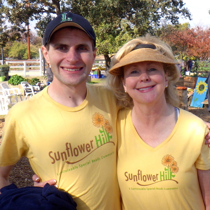 Cal Poly Journalism alumna launches Sunflower Hill